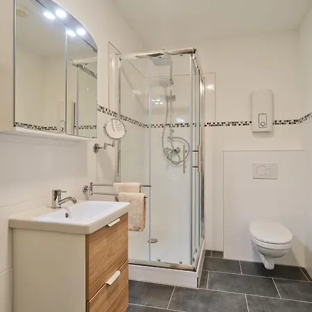 Appartement Marx - Modernes - Lage Im Zentrum - Gratis Wlan - Ideal Fuer Geschaeftsreisende & Paare