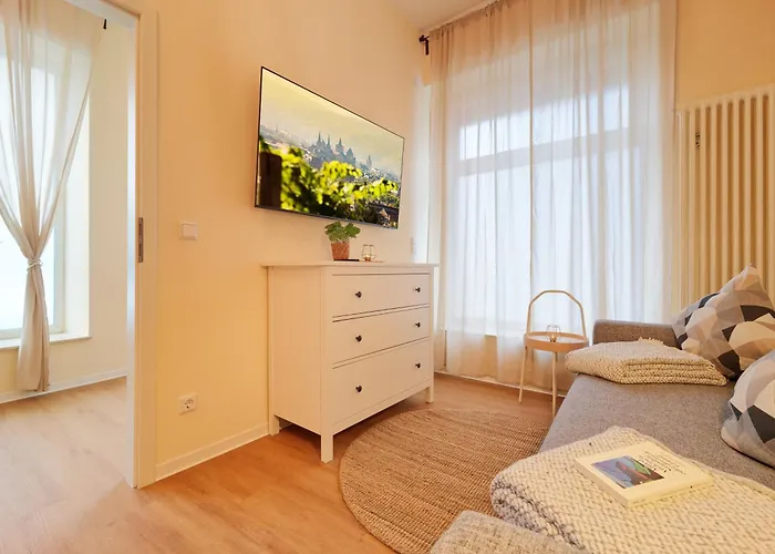 Marx - Modernes - Ideal Für Geschäftsreisende&paare - Bis 4 Personen Trier